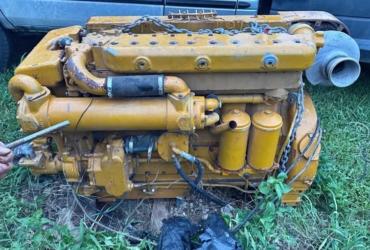 Caterpillar D333 Marine Diesel Engine with Twin Disc MG-5114 Transmission