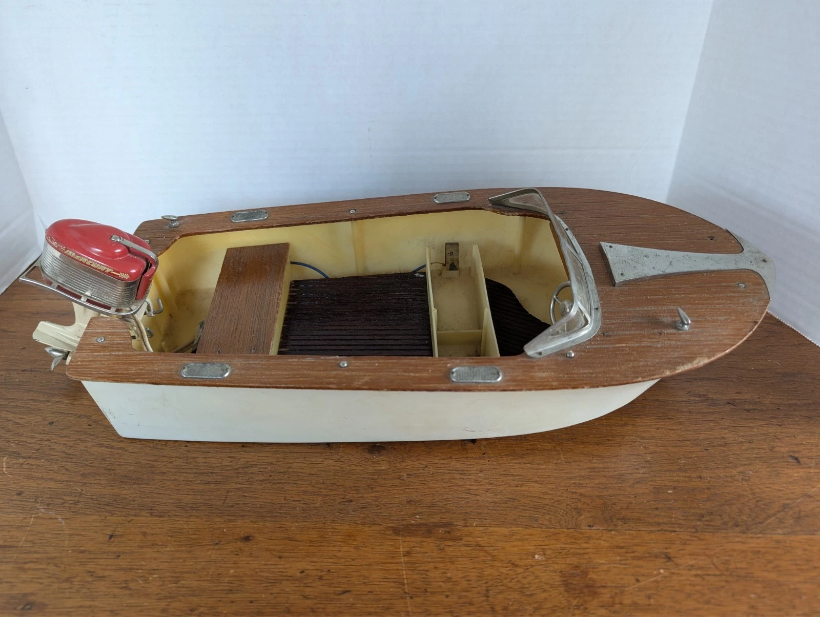 Fleetline Vintage Toy Boat with Mercury outboard motor Included