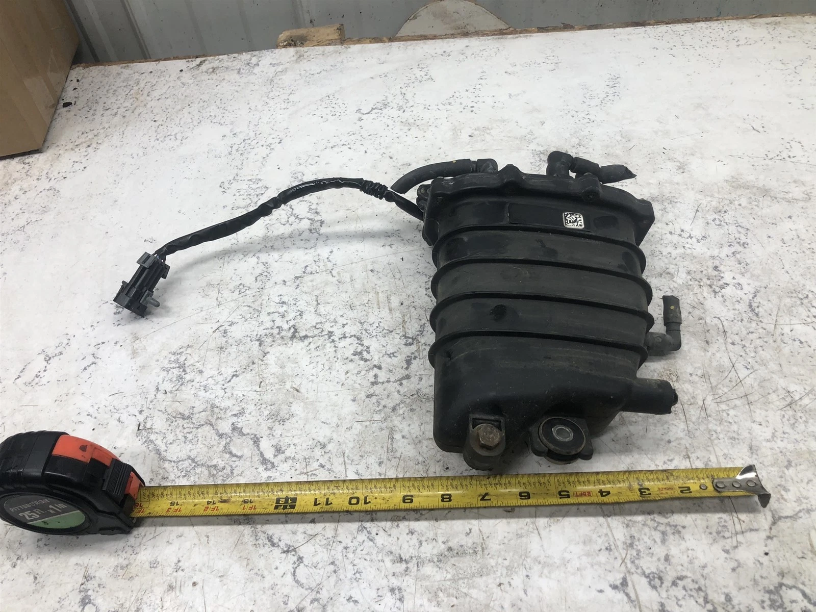 Mercury Verado 275 Hp Outboard 4 Stroke Boat Motor Engine gas fuel pump